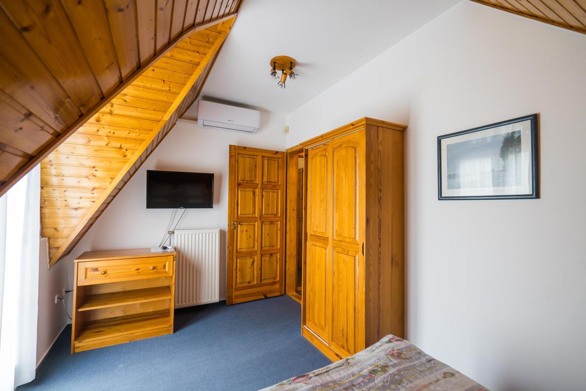 Gyorfi Apartmanhaz Zamárdi Екстериор снимка