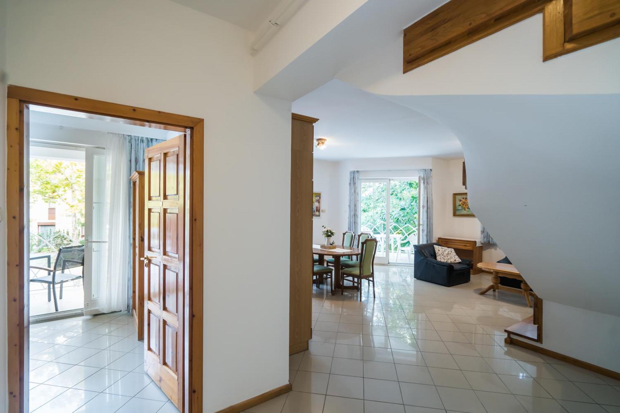Gyorfi Apartmanhaz Zamárdi Екстериор снимка