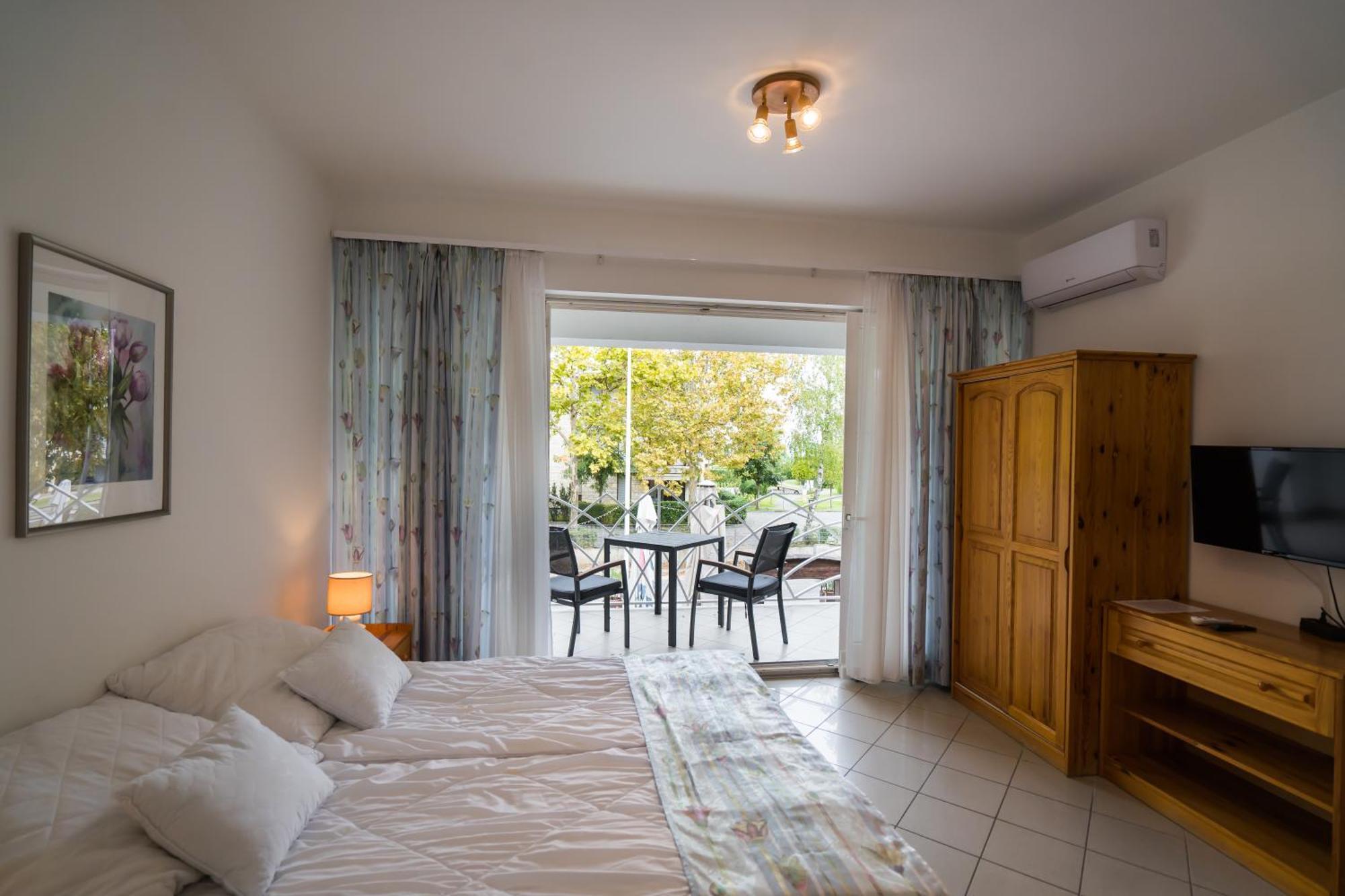 Gyorfi Apartmanhaz Zamárdi Екстериор снимка