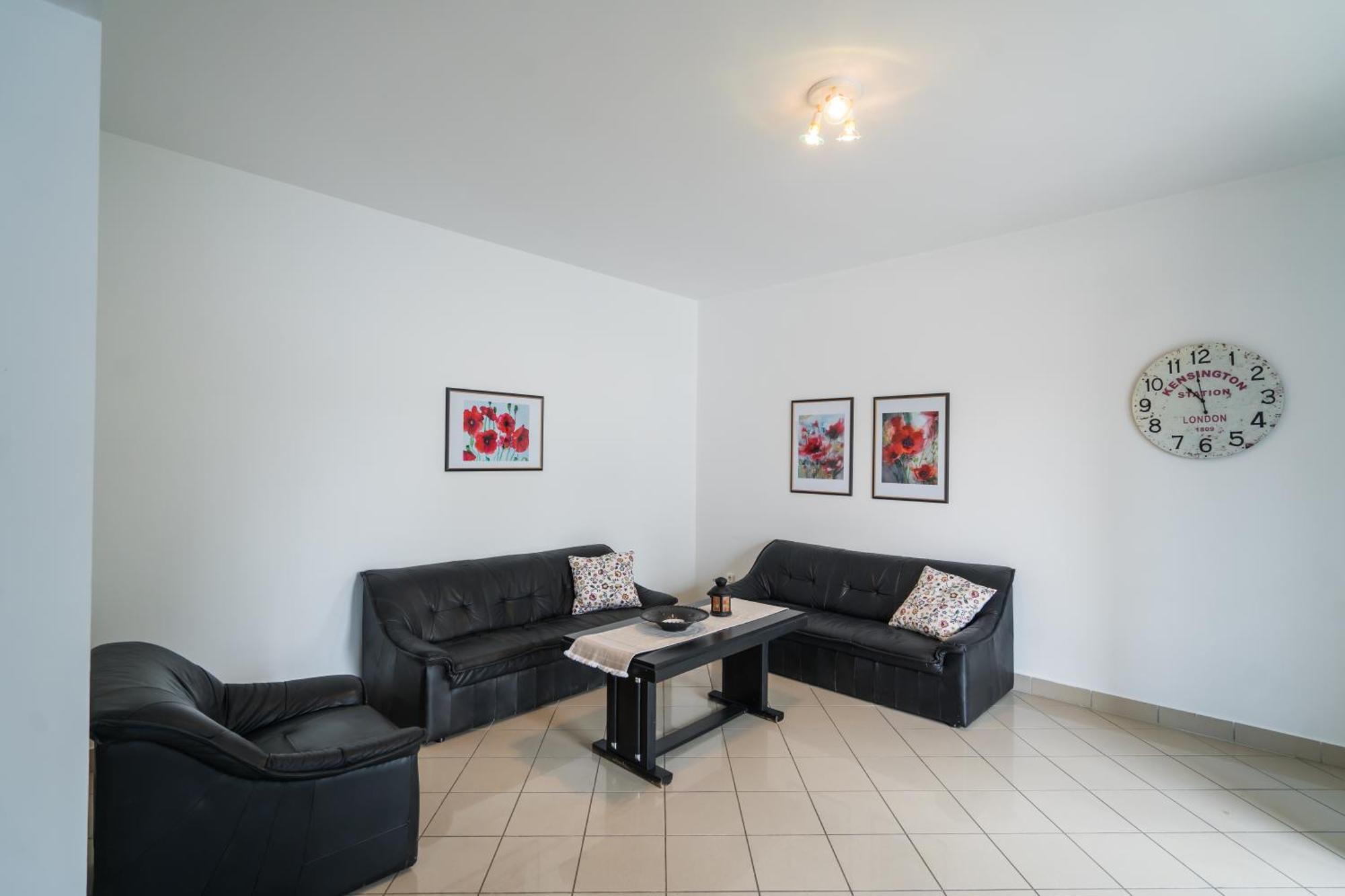 Gyorfi Apartmanhaz Zamárdi Екстериор снимка