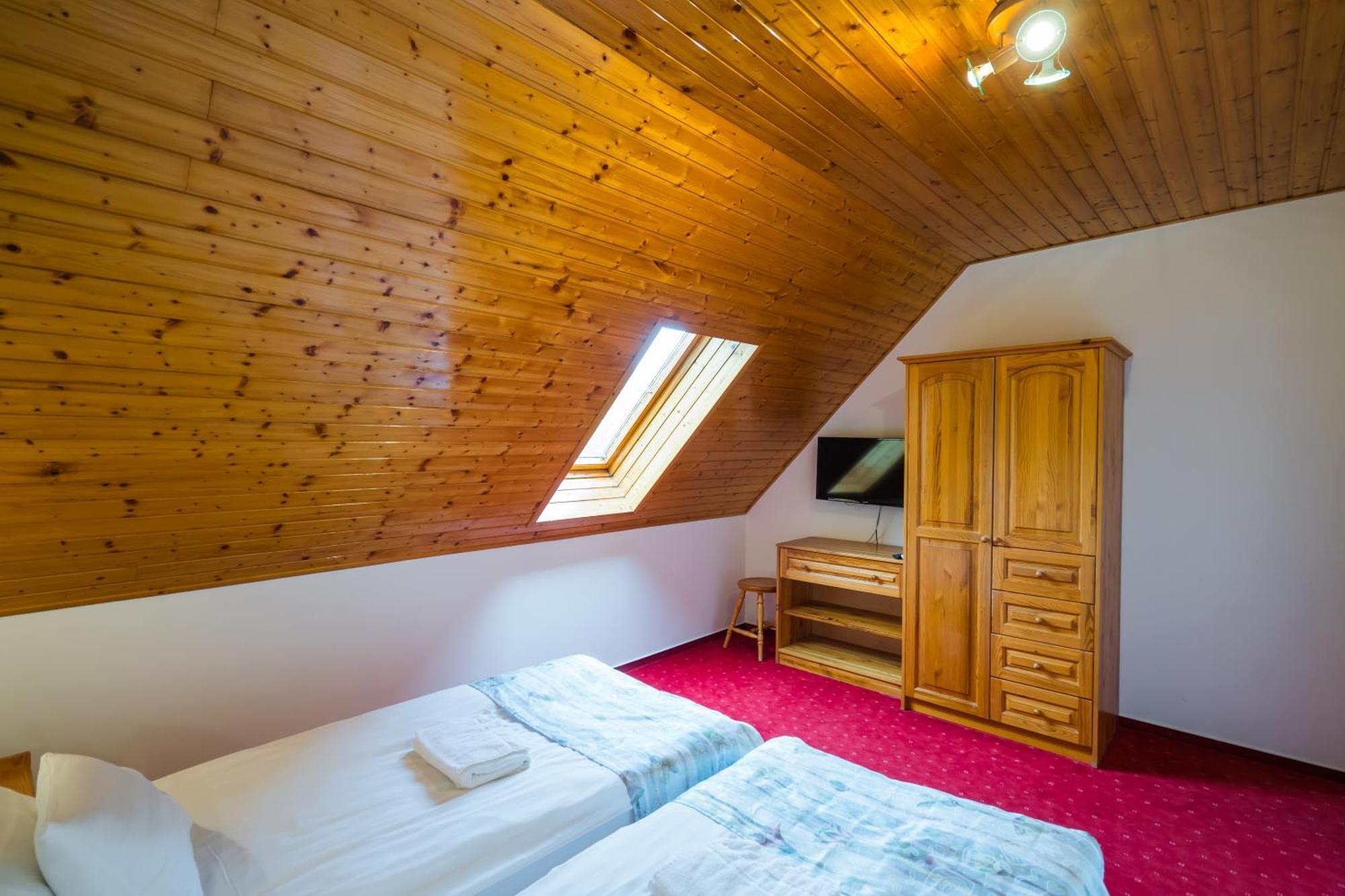 Gyorfi Apartmanhaz Zamárdi Екстериор снимка